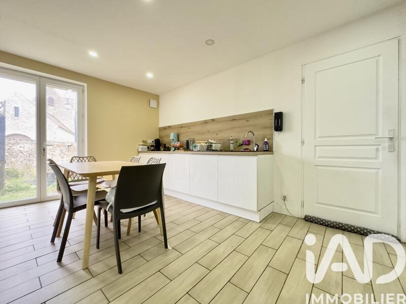 Maison - 99 m² - 3 pièces