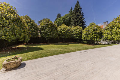 Maison - 200 m² - 6 pièces