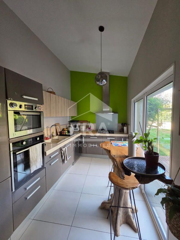 Maison - 174 m² - 4 pièces