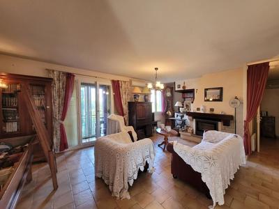 Maison - 164 m² - 5 pièces