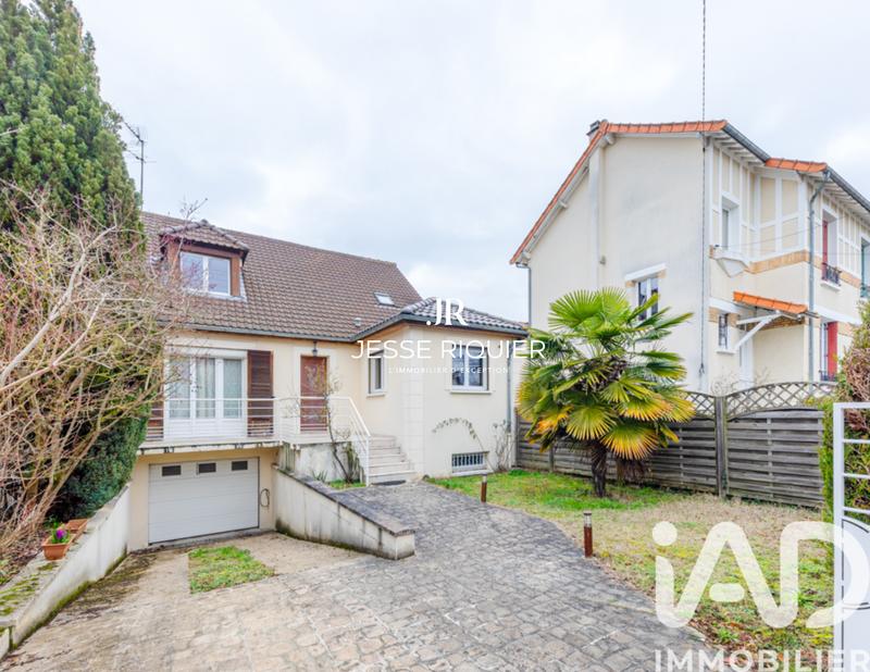 Maison - 131 m² - 6 pièces