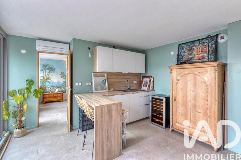 Maison - 233 m² - 8 pièces