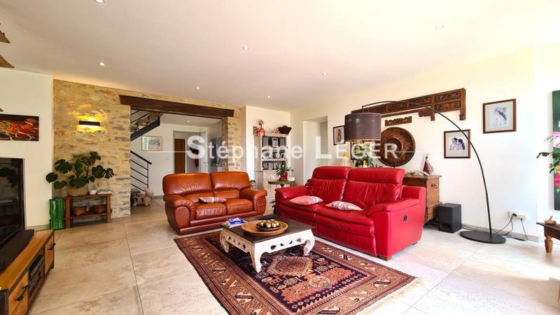 Maison - 158 m² - 7 pièces