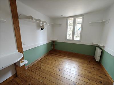 Maison de village - 105 m² - 4 pièces