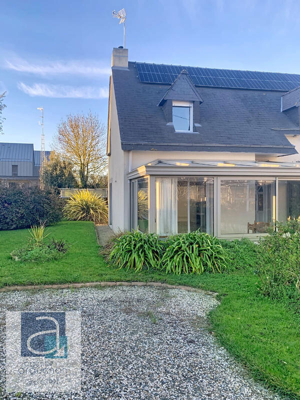 Maison - 102 m² - 5 pièces