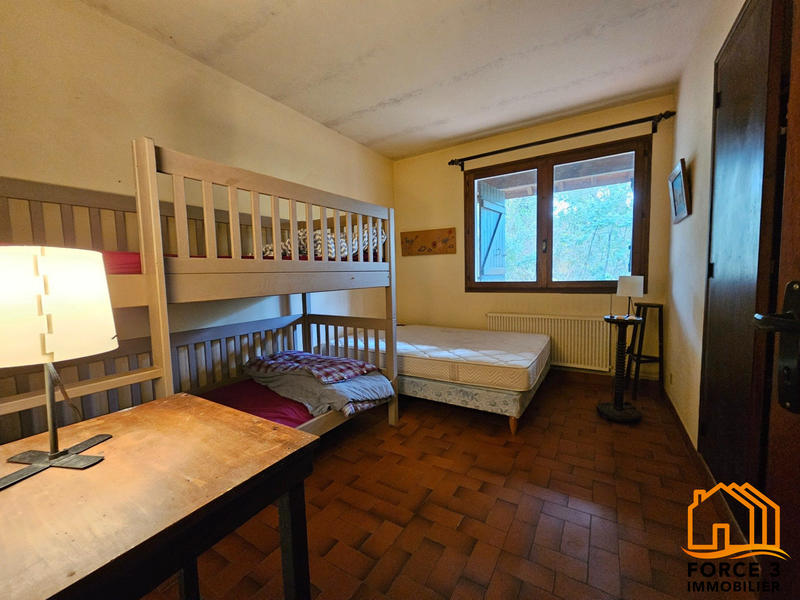 Maison - 130 m² - 8 pièces