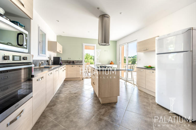 Villa - 152 m² - 5 pièces