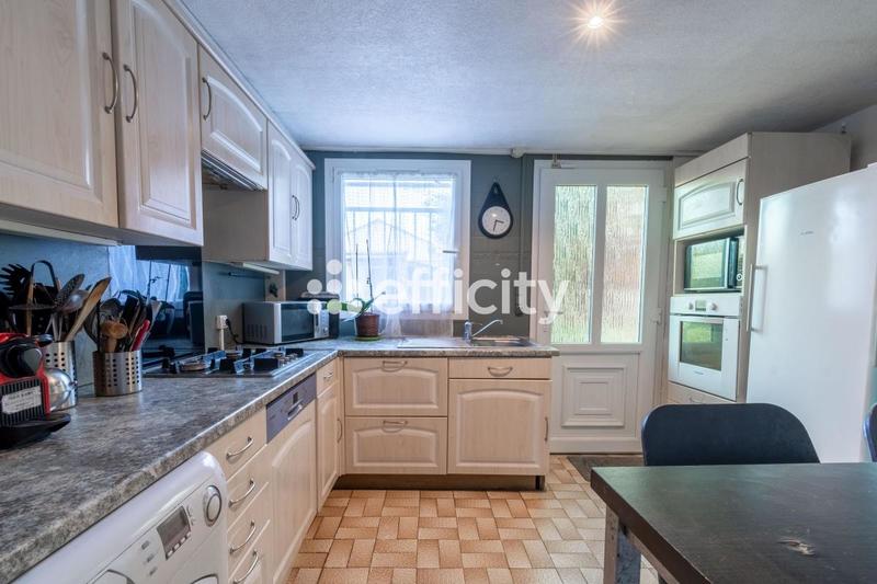 Pavillon - 105 m² - 6 pièces