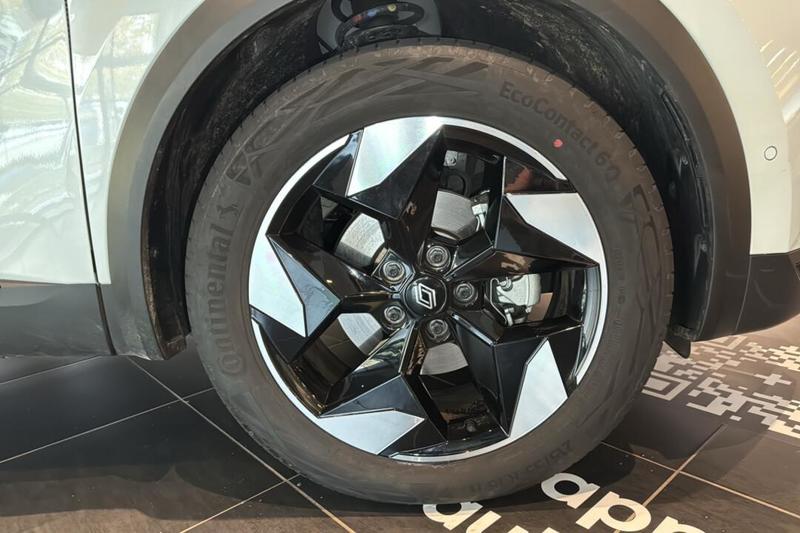 Renault Captur E-Tech full hybrid 145 ch Techno