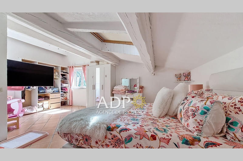 Maison - 142 m² - 4 pièces