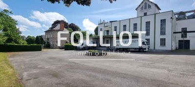 Local d'activité / Entrepôt - 441 m²