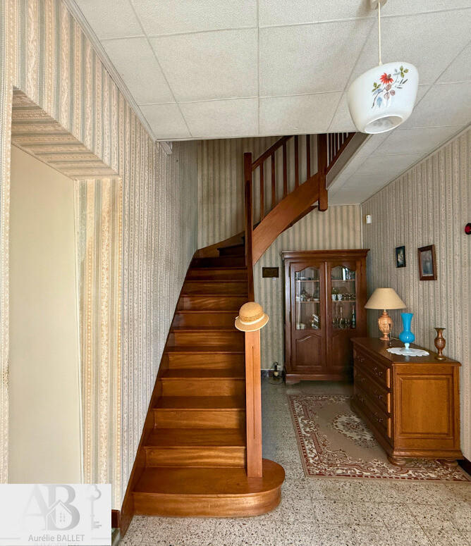 Maison ancienne - 136 m² - 4 pièces