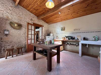 Maison - 70 m² - 5 pièces