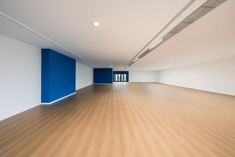 Local commercial - 325 m²