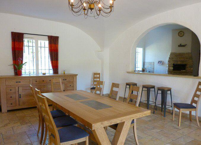 Maison - 550 m² - 21 pièces