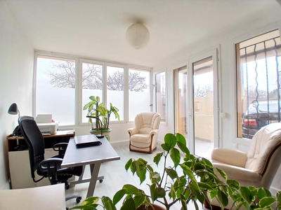 Maison - 190 m² - 9 pièces