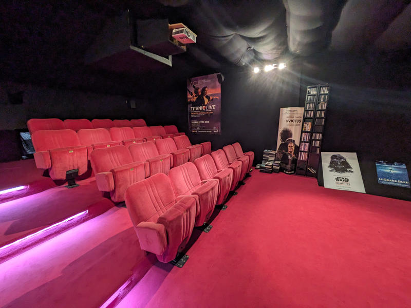 Maison - 307 m² - 16 pièces