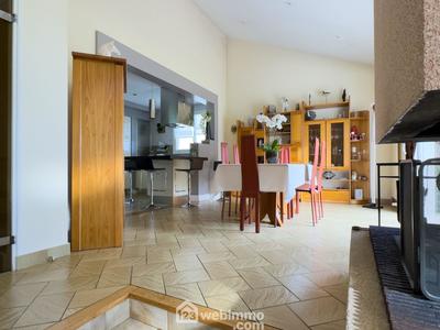 Maison - 140 m² - 6 pièces
