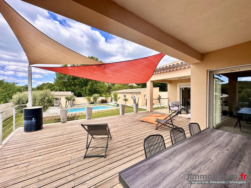 Villa - 200 m² - 7 pièces