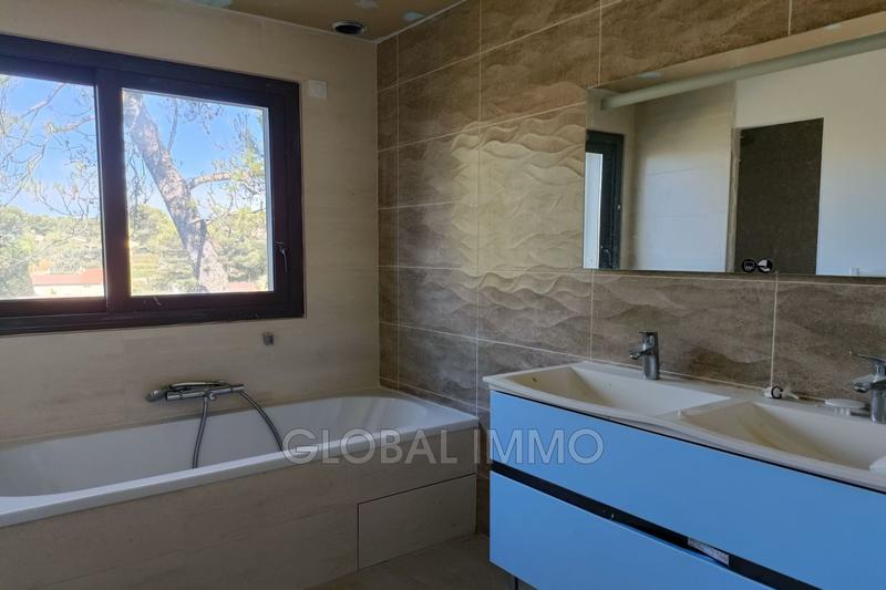 Appartement - 153 m² - 5 pièces