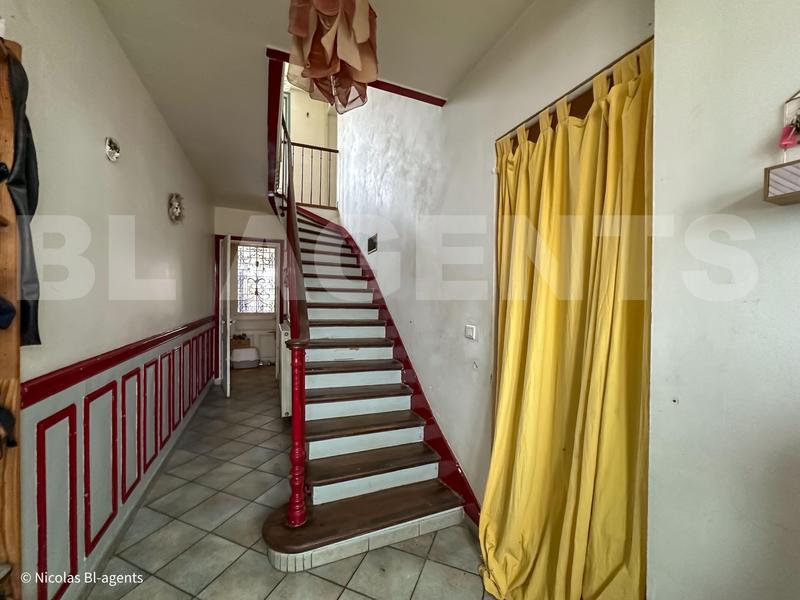 Maison bourgeoise - 280 m² - 8 pièces