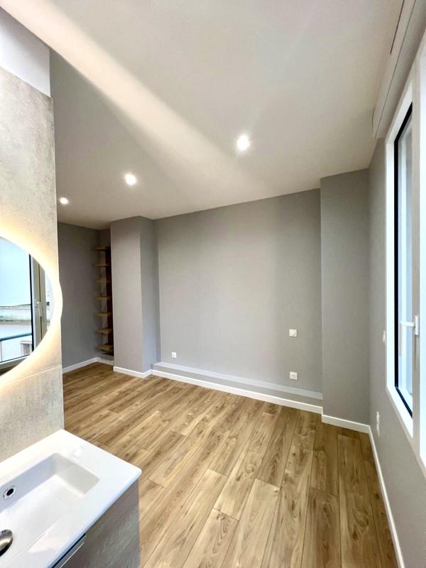 Appartement - 79 m² - 3 pièces