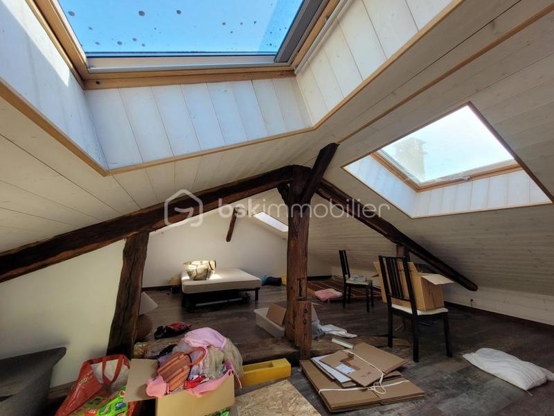 Maison - 194 m² - 8 pièces