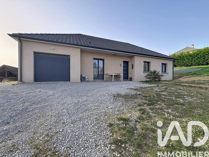 Maison - 98 m² - 4 pièces