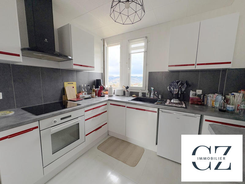 Appartement - 65 m² - 3 pièces