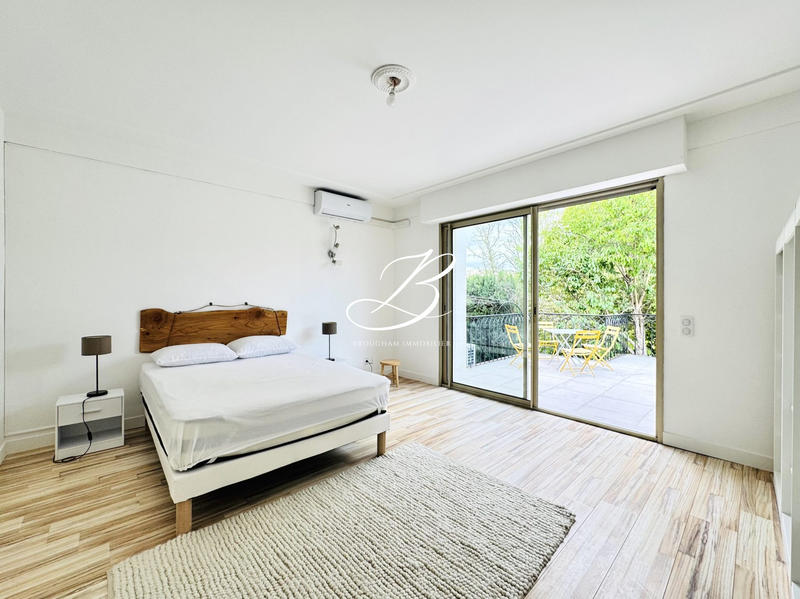 Maison - 200 m² - 7 pièces