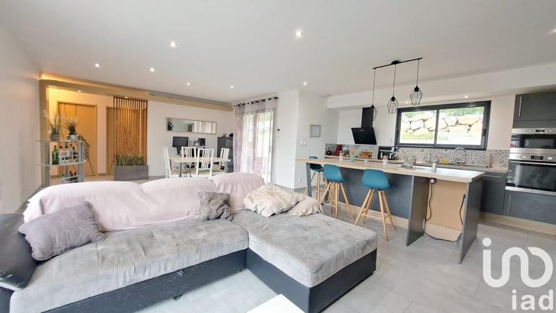 Maison - 113 m² - 4 pièces