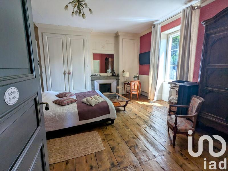 Maison - 484 m² - 16 pièces