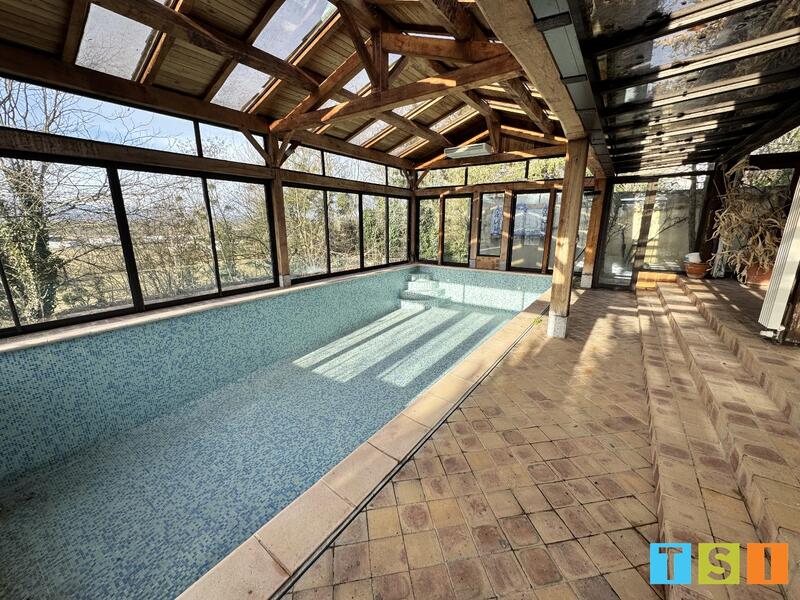 Maison - 175 m² - 3 pièces