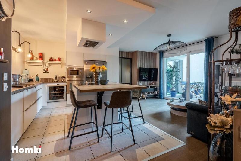 Appartement - 86 m² - 4 pièces