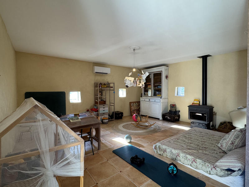 Maison - 250 m² - 9 pièces