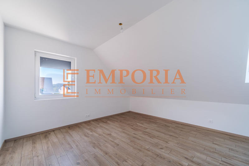 Maison - 143 m² - 6 pièces