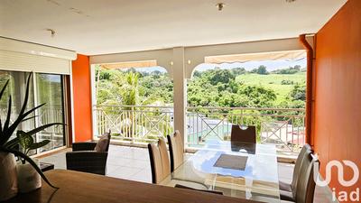 Appartement - 93 m² - 4 pièces