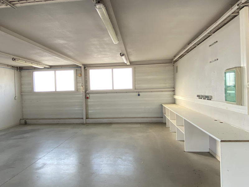 Local d'activités - 870 m²