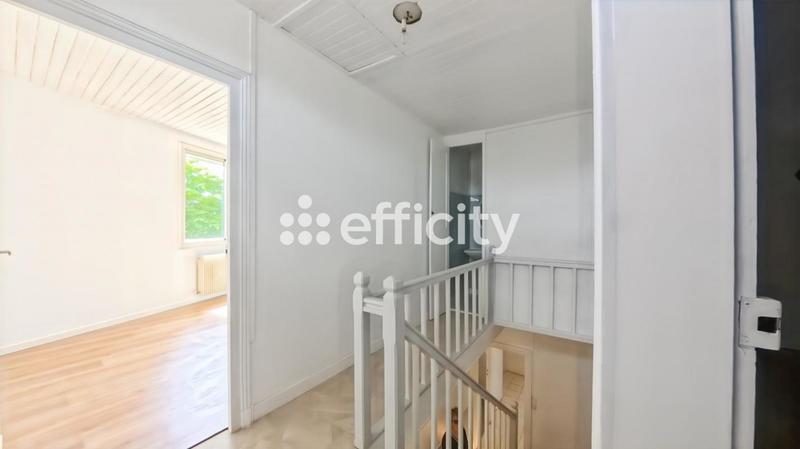 Maison - 144 m² - 6 pièces