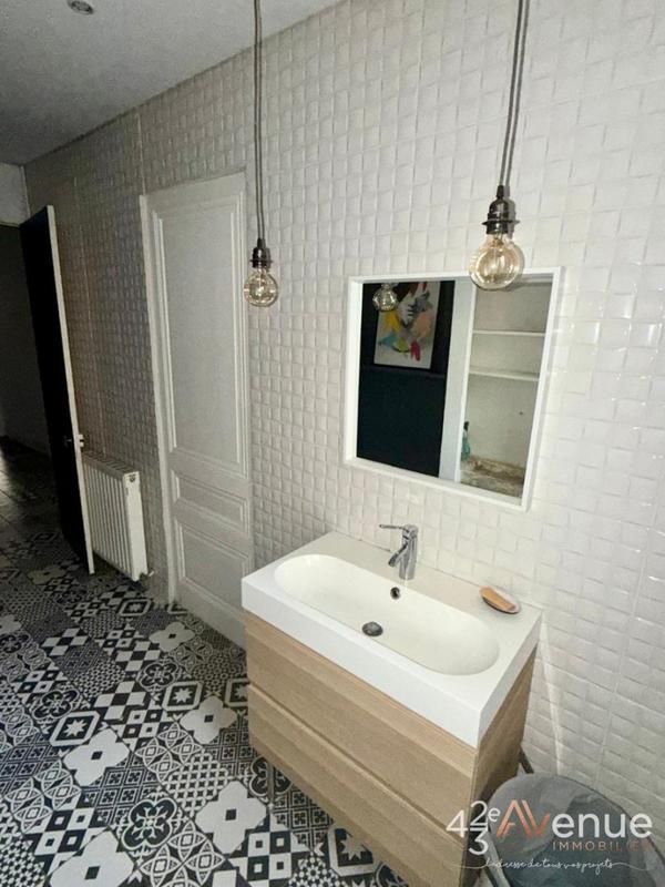 Appartement - 100 m² - 4 pièces