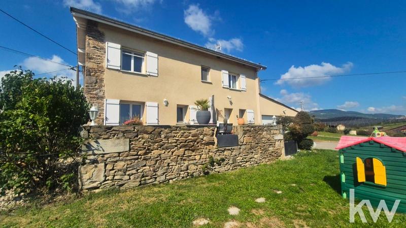 Grange - 152 m² - 5 pièces