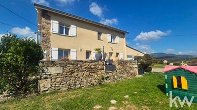 Grange - 152 m² - 5 pièces