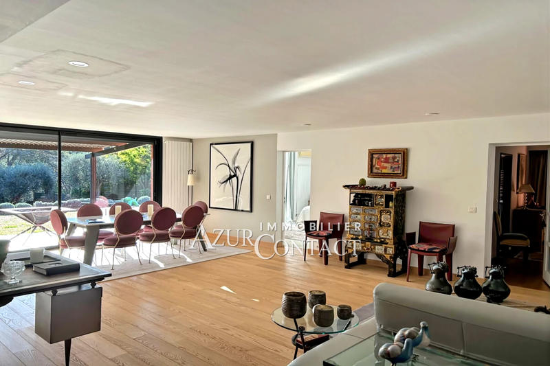 Maison - 205 m² - 4 pièces