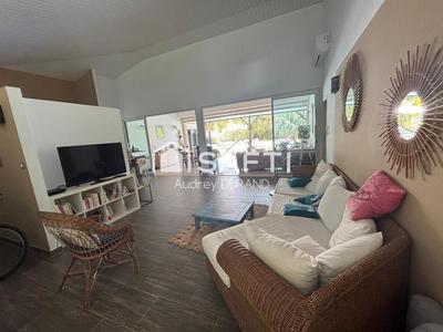 Villa - 176 m² - 7 pièces