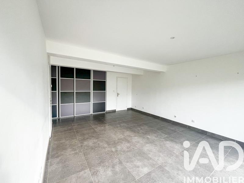 Maison - 204 m² - 7 pièces