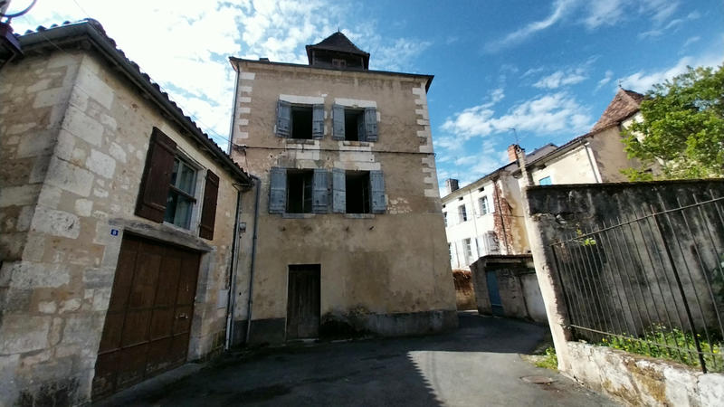 Maison de village - 120 m² - 5 pièces