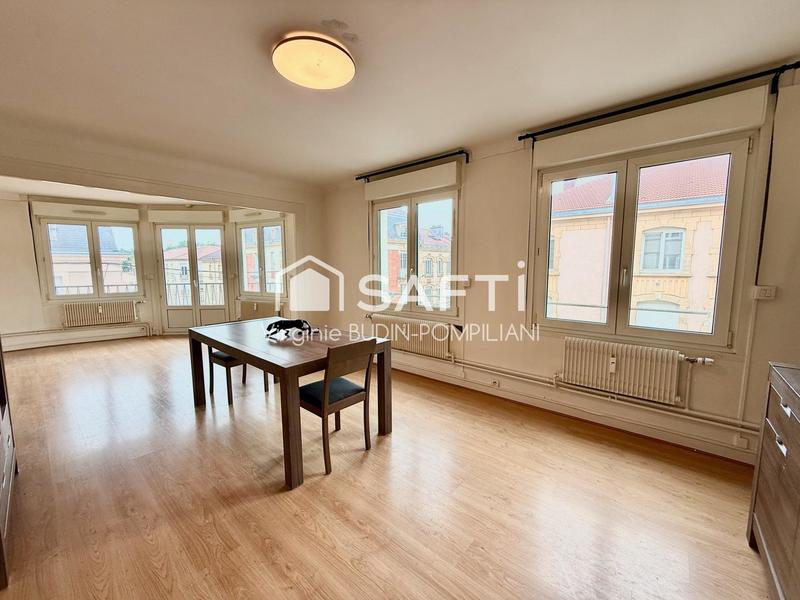 Appartement - 111 m² - 5 pièces