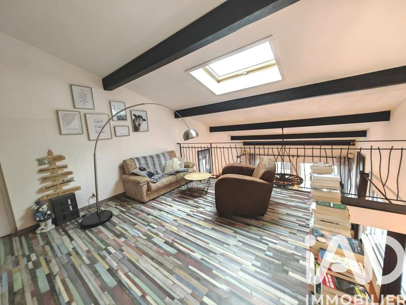 Maison - 318 m² - 8 pièces