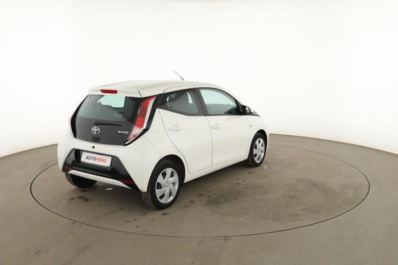 Toyota Aygo 1.0 Vvt-i X-Play 5p 69 ch