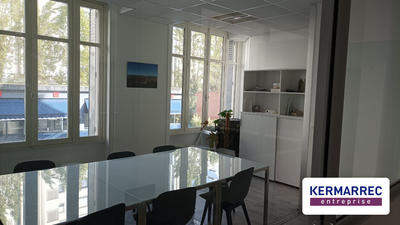 Bureau - 145 m²